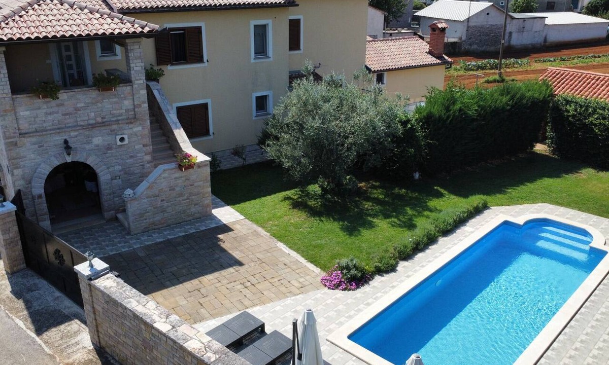 Melnica Villa | Villa Mladenka by Villas Guide
