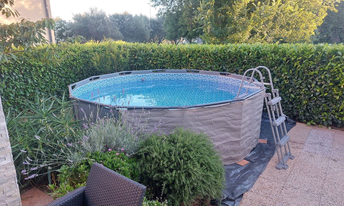 Pomer House | Villa "mm" Zwei Wohungen- 9 Personen