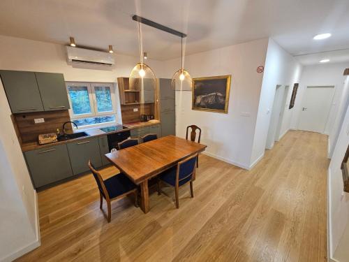 Novi Vinodolski Apartment | Villa Nina