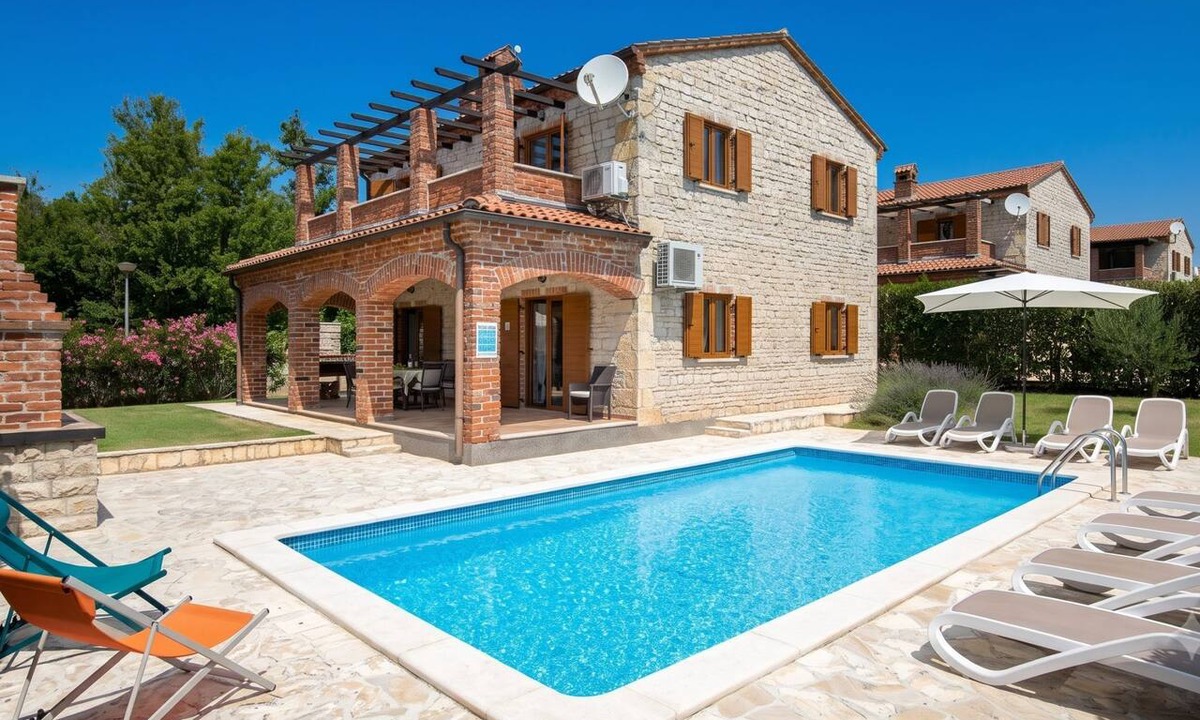 Butkovici Villa | Villa Orlene in Paradis