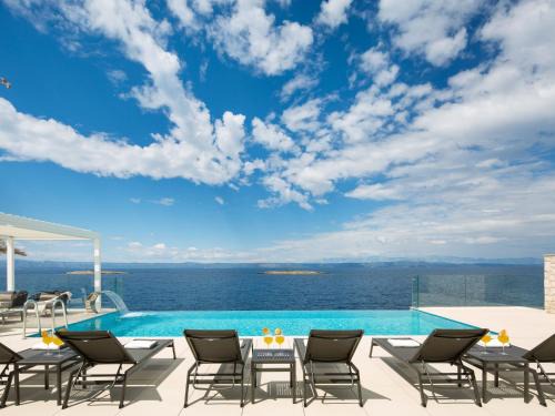 Blato Villa | Villa Palma by Interhome