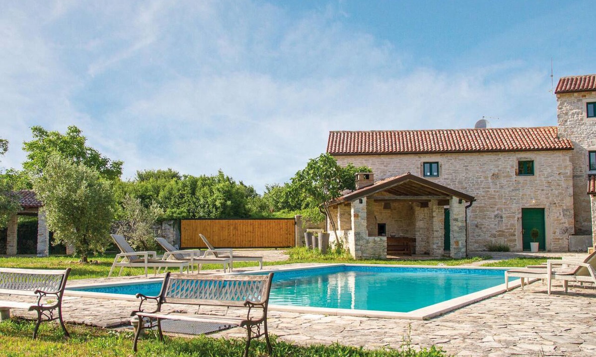 Bicici House | Villa Paula by Interhome