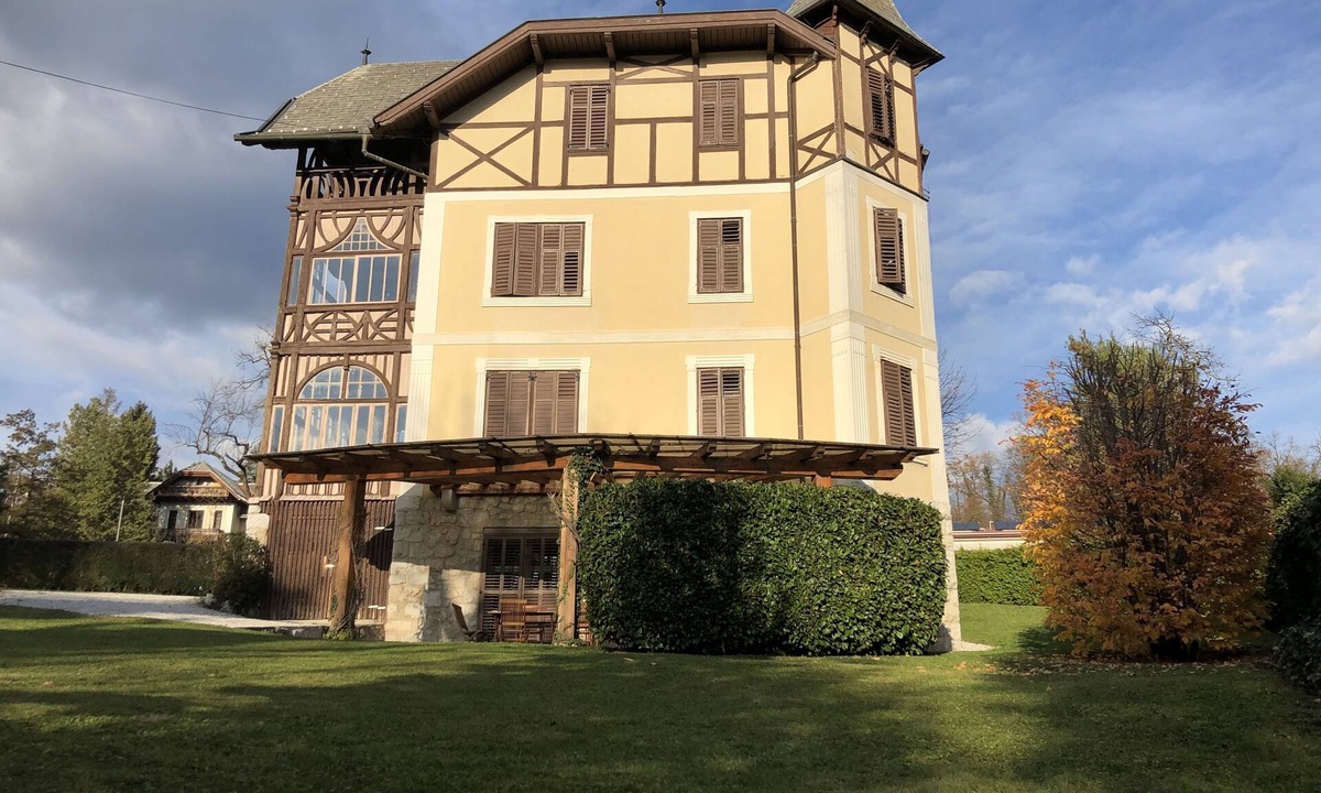 Bled Apartment | Villa Plemelj - Apartment Vega - sleeps 2 guests in 1 bedroom