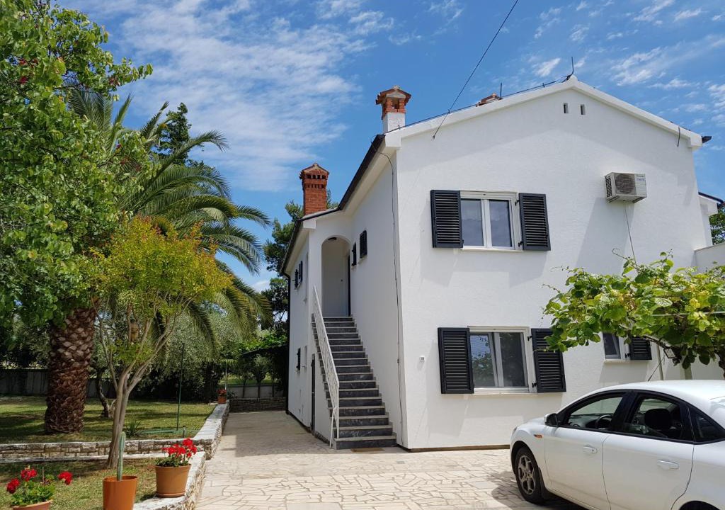 Vabriga Apartment | Villa Rosa near Poreč - Garden & Playground, Explore Istria