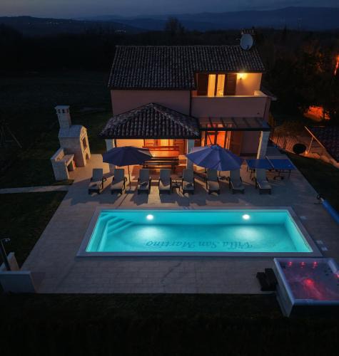 Martinski Villa | Villa San Martino Heated Pool, Jacuzzi & Peace