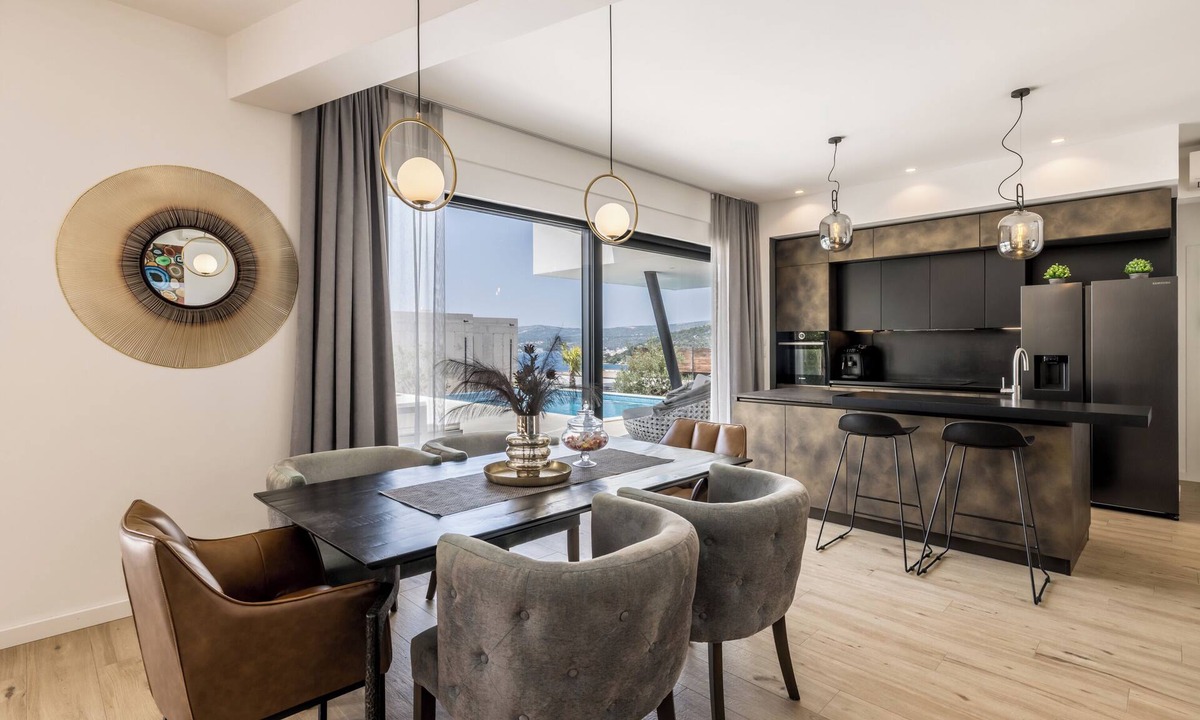 Razanj Villa | Villa Seven Seas