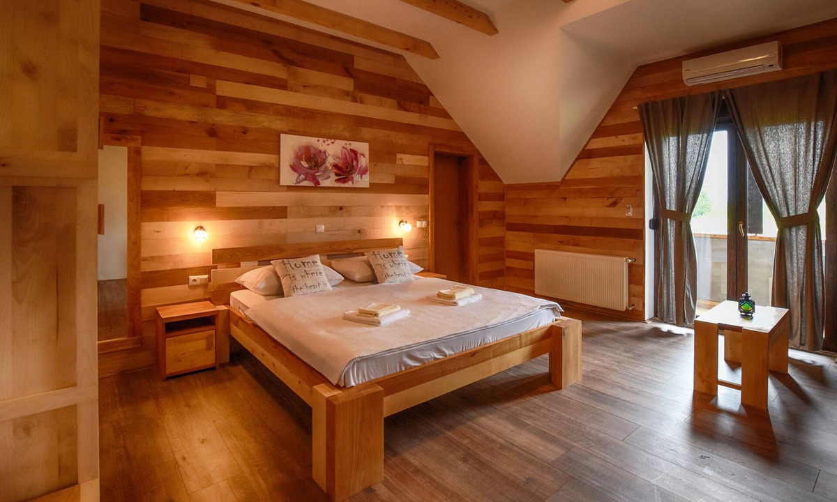 Catrnja House | Villa Stone