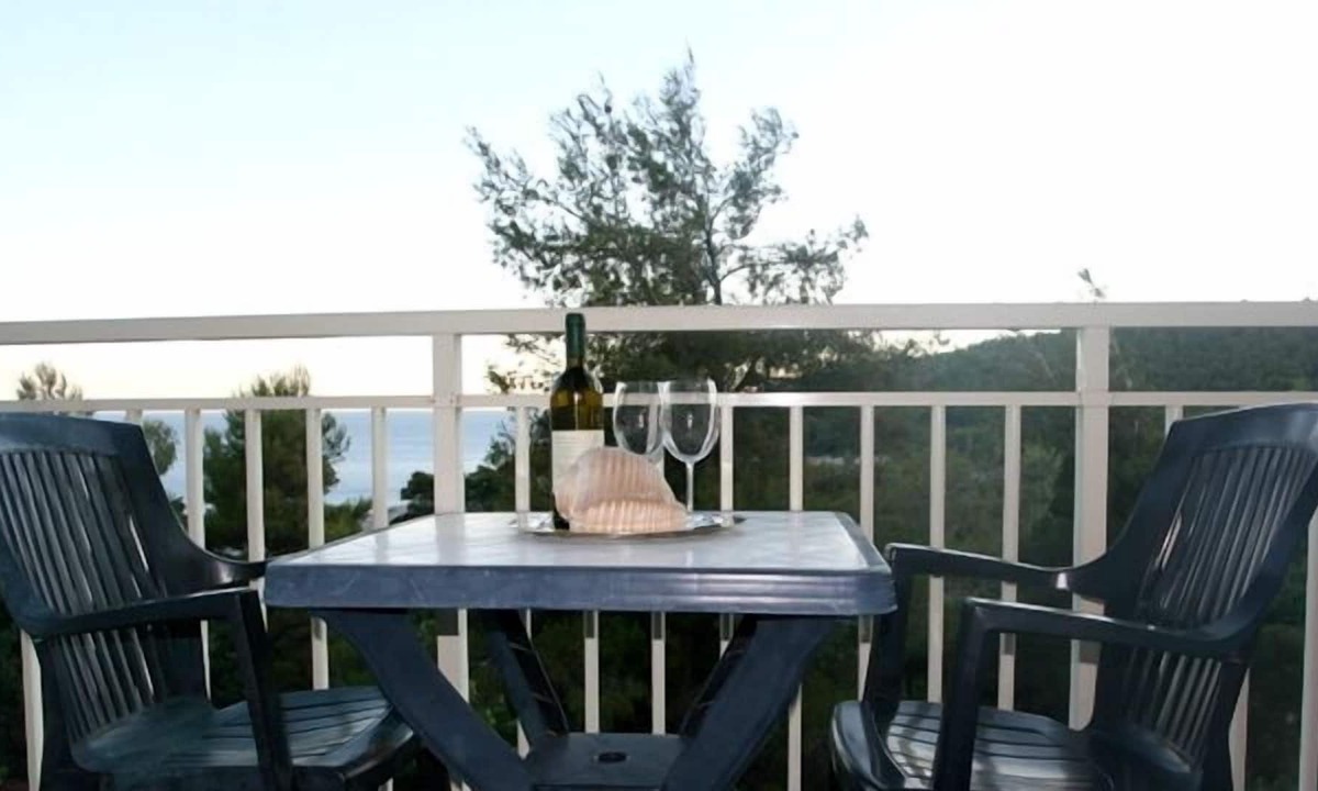 Milna Apartment | Villa Tudor