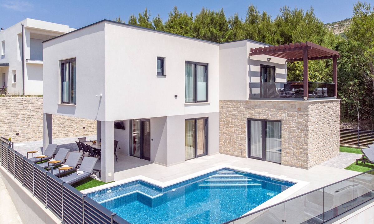Tugare Villa | Villa with heated Pool near Omiš, Split & Makarska