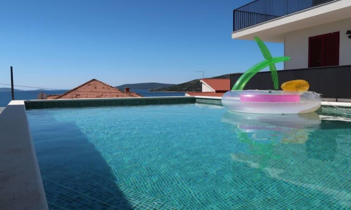 Seget Vranjica Apartment | Viva-by the sea-garden & terraces by Interhome