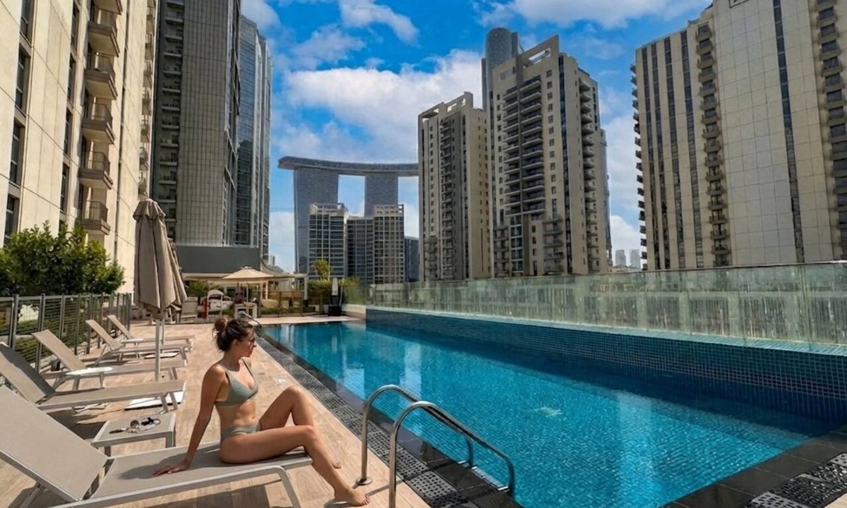 Abu Dhabi Apartment | Vogue | Reflection near Reem Central Park & Beach