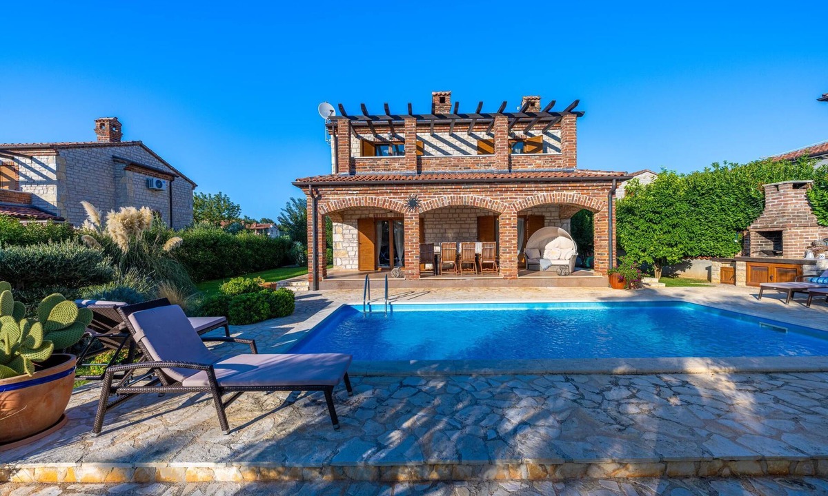Butkovici Villa | Wonderful Istrian family villa for 10 persons, Pool, BBQ, Tennis court