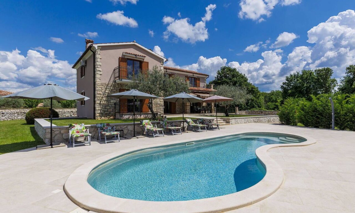 Vosteni Villa | Wonderful private villa with A/C, WIFI, private pool, TV, terrace, pets allowed and panoramic view