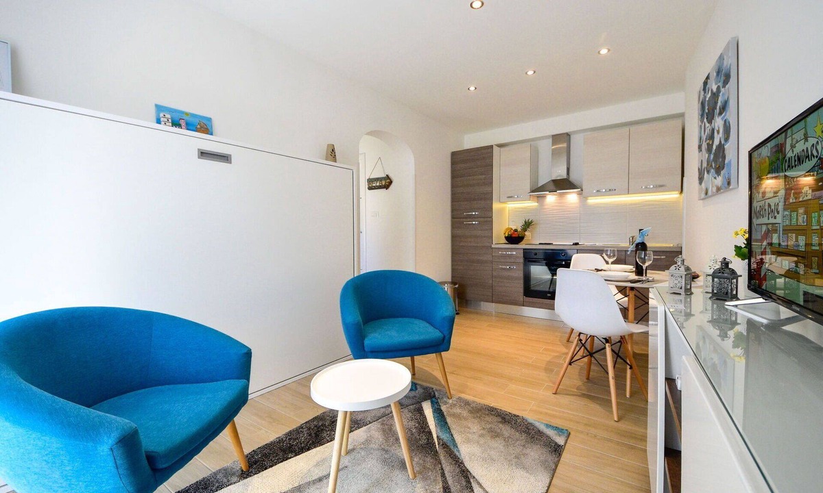 Sarsoni House | Wonderful private villa for 2 people with A/C, WIFI, TV and terrace