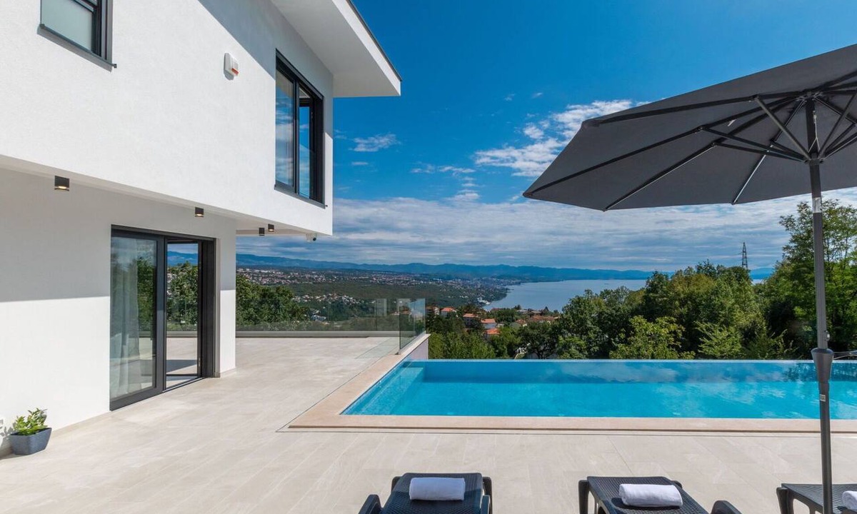 Bregi Villa | Wonderful private villa for 10 guests with hot tub, private pool, WIFI, A/C, TV and terrace