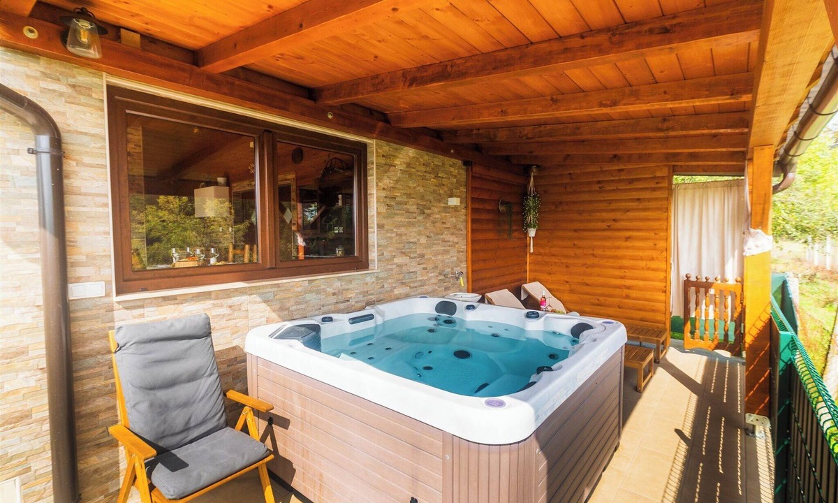 Pokupsko House | Wooden retreat with jacuzzi, sauna and nature views.
