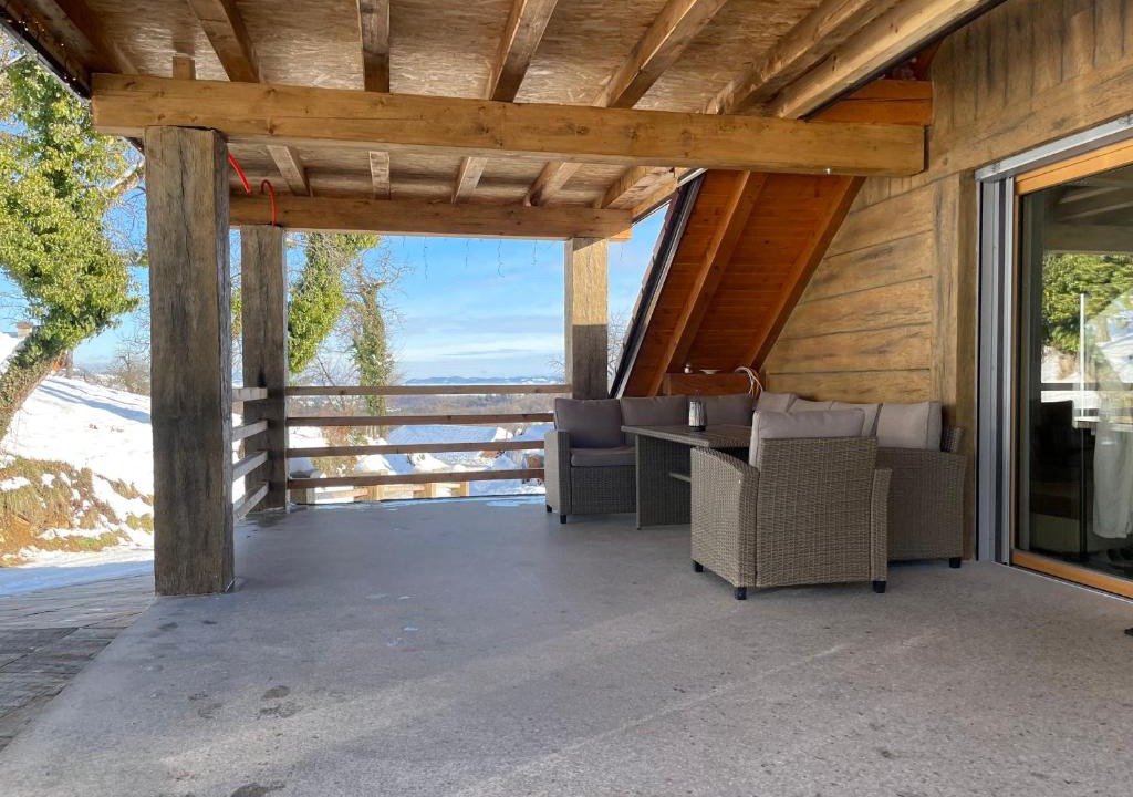 Hrastnik Apartment | Zerko Holiday Apartment Janko with outdoor JACUZZI for FREE