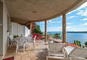 1 Bedroom Awesome Apartment In Blato