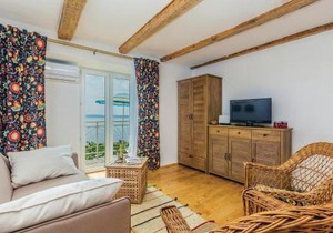 1 Bedroom Beautiful Apartment In Stara Baska