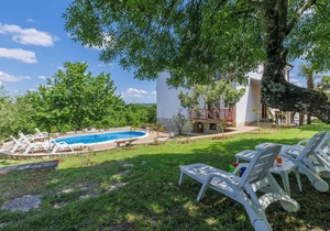 100 m² Apartment ∙ 3 bedrooms ∙ 6 guests in Jehnići