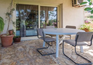 2 bedroom awesome apartment in Razanac