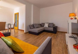 2 Bedroom Awesome Apartment In Labin