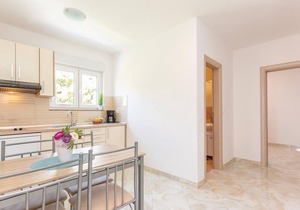 2 bedroom beautiful apartment in Krvavica