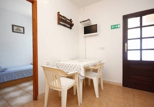 31 m² Apartment ∙ 2 bedrooms ∙ 4 guests in Žrnovo
