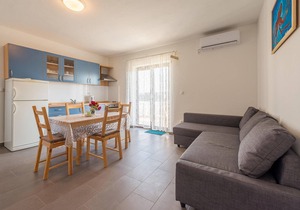 Amazing apartment in Privlaka with WiFi