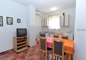 Apartment for 4 persons approx. 35 qm in Fažana, Istria (Istrian Riviera) in Valbandon