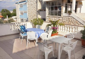 Apartment Luka - with parking; R2(2) - Vrbnik, Island Krk, Croatia