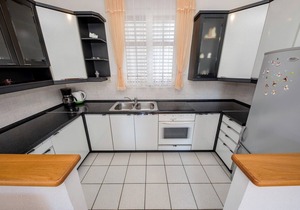 Apartment Stanicic A2 with Balcony and Sea View in Kampor