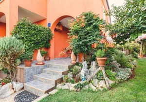 Apartments Mirjana in Novigrad Istria