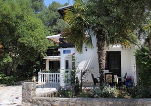Apartments with parking space Artatore, Losinj - 5377 in Cunski