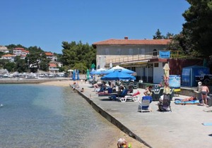 Apartments with parking space Palit, Rab - 5028