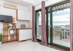 Awesome apartment in Kastel Stafilic with WiFi
