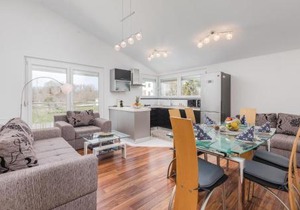Awesome Home In Nedescina