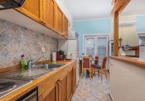Beach front apartment in Pinezici