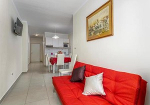 Beach Front Apartment In Pinezici