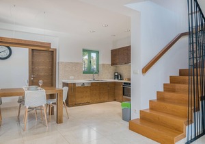 Beautiful home in Malinska