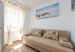 Cozy Apartment In Kosljun With Wifi in Košljun