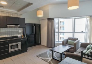 Deluxe 1 Bedroom Apartment Near Internet Metro Ac in Dubai