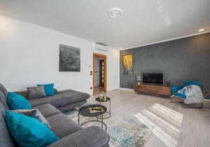 Gorgeous Home In Labin