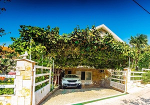 Holiday apartment Karin for 4 - 6 persons with 2 bedrooms - Holiday apartment in Karin