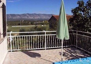Holiday apartment with air conditioning and Internet
