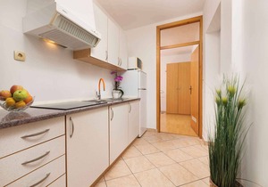 Holiday apartment with terrace and barbecue in Krk