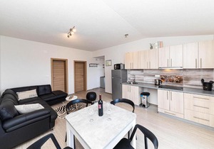 Lovely Apartment In Kastel Luksic With Wifi