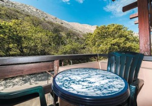 Nice Apartment In Bosana With Wifi in Kolan