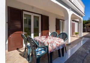 Nice Apartment In Jurandvor