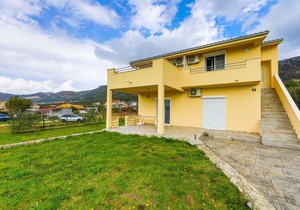 Nice Apartment In Kastel Luksic With Wifi